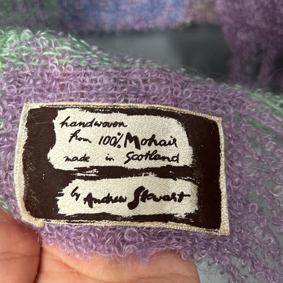 Handwoven 100% mohair made in Scotland by Andrew Stewart vintage scarf - Picture 9 of 13